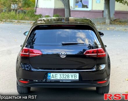 Черный Фольксваген e-Golf, объемом двигателя 85 л и пробегом 144 тыс. км за 9500 $, фото 2 на Automoto.ua