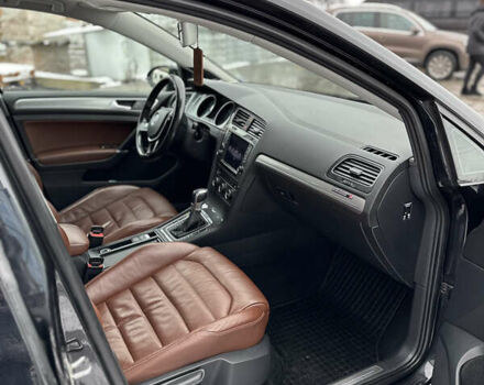 Черный Фольксваген e-Golf, объемом двигателя 0 л и пробегом 125 тыс. км за 9200 $, фото 6 на Automoto.ua