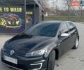 Черный Фольксваген e-Golf, объемом двигателя 0 л и пробегом 153 тыс. км за 7999 $, фото 1 на Automoto.ua