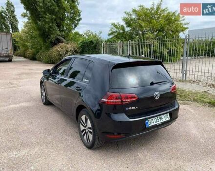 Черный Фольксваген e-Golf, объемом двигателя 0 л и пробегом 88 тыс. км за 11000 $, фото 6 на Automoto.ua