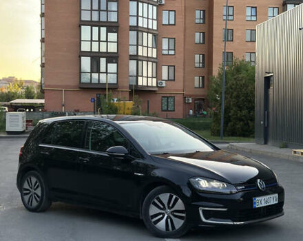 Черный Фольксваген e-Golf, объемом двигателя 0 л и пробегом 97 тыс. км за 10100 $, фото 15 на Automoto.ua