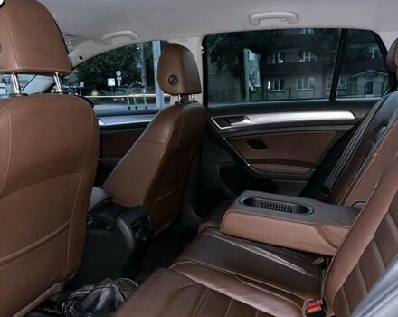 Черный Фольксваген e-Golf, объемом двигателя 0 л и пробегом 152 тыс. км за 10900 $, фото 10 на Automoto.ua