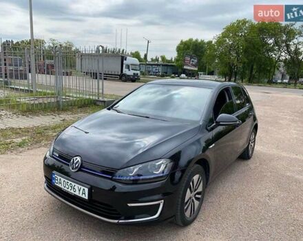 Черный Фольксваген e-Golf, объемом двигателя 0 л и пробегом 88 тыс. км за 11000 $, фото 2 на Automoto.ua