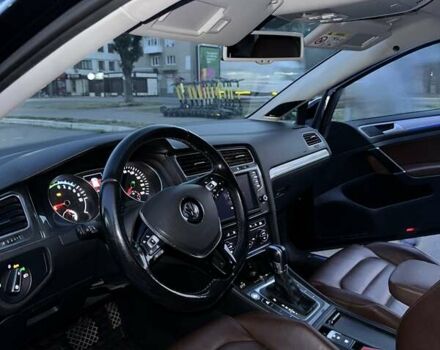 Черный Фольксваген e-Golf, объемом двигателя 0 л и пробегом 152 тыс. км за 10900 $, фото 8 на Automoto.ua