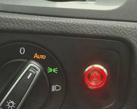 Чорний Фольксваген e-Golf, об'ємом двигуна 0 л та пробігом 125 тис. км за 9300 $, фото 16 на Automoto.ua