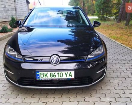 Чорний Фольксваген e-Golf, об'ємом двигуна 0 л та пробігом 112 тис. км за 9250 $, фото 5 на Automoto.ua
