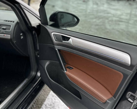 Черный Фольксваген e-Golf, объемом двигателя 0 л и пробегом 125 тыс. км за 9200 $, фото 18 на Automoto.ua