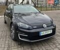 Черный Фольксваген e-Golf, объемом двигателя 0 л и пробегом 118 тыс. км за 9499 $, фото 2 на Automoto.ua