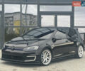 Черный Фольксваген e-Golf, объемом двигателя 0 л и пробегом 136 тыс. км за 9299 $, фото 4 на Automoto.ua