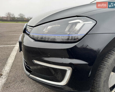 Черный Фольксваген e-Golf, объемом двигателя 0 л и пробегом 161 тыс. км за 9500 $, фото 12 на Automoto.ua