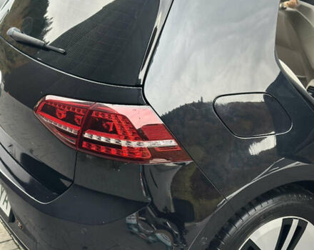 Черный Фольксваген e-Golf, объемом двигателя 0 л и пробегом 133 тыс. км за 9799 $, фото 13 на Automoto.ua