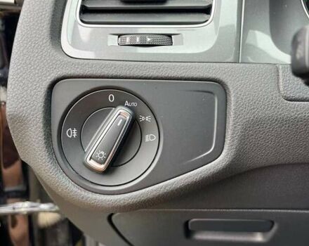 Черный Фольксваген e-Golf, объемом двигателя 0 л и пробегом 133 тыс. км за 10500 $, фото 26 на Automoto.ua