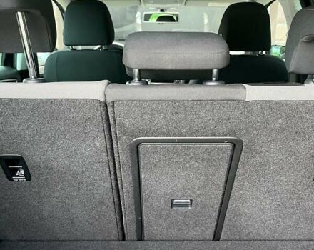 Черный Фольксваген e-Golf, объемом двигателя 0 л и пробегом 180 тыс. км за 7650 $, фото 6 на Automoto.ua