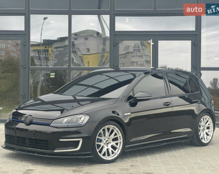Черный Фольксваген e-Golf, объемом двигателя 0 л и пробегом 136 тыс. км за 9299 $, фото 5 на Automoto.ua