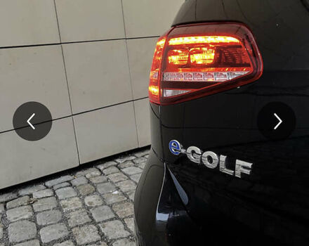 Черный Фольксваген e-Golf, объемом двигателя 0 л и пробегом 72 тыс. км за 14444 $, фото 6 на Automoto.ua