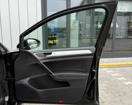 Чорний Фольксваген e-Golf, об'ємом двигуна 0 л та пробігом 130 тис. км за 9200 $, фото 36 на Automoto.ua