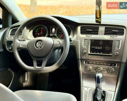Фольксваген e-Golf 2015 в Кропивницком (Кировограде) на Automoto.ua Черный Фольксваген e-Golf, объемом двигателя 0 л и пробегом 180 тыс. км за 8400 $, фото 16 на Automoto.ua