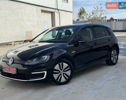 Черный Фольксваген e-Golf, объемом двигателя 0 л и пробегом 89 тыс. км за 8500 $, фото 1 на Automoto.ua