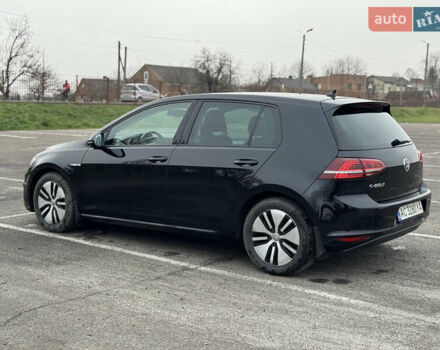 Черный Фольксваген e-Golf, объемом двигателя 0 л и пробегом 161 тыс. км за 9500 $, фото 5 на Automoto.ua
