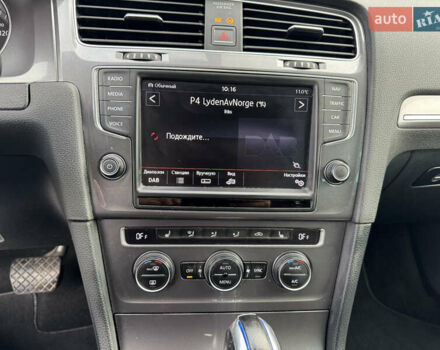 Чорний Фольксваген e-Golf, об'ємом двигуна 0 л та пробігом 129 тис. км за 8999 $, фото 67 на Automoto.ua