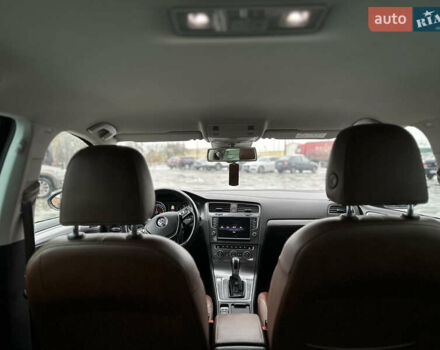 Черный Фольксваген e-Golf, объемом двигателя 0 л и пробегом 125 тыс. км за 8900 $, фото 23 на Automoto.ua