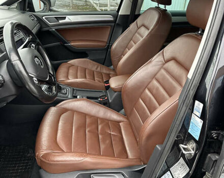 Черный Фольксваген e-Golf, объемом двигателя 0 л и пробегом 125 тыс. км за 8900 $, фото 4 на Automoto.ua