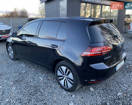 Черный Фольксваген e-Golf, объемом двигателя 0 л и пробегом 120 тыс. км за 9000 $, фото 4 на Automoto.ua