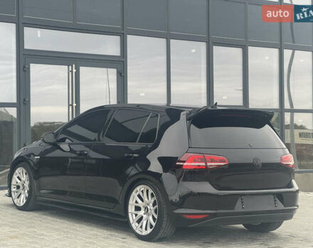 Черный Фольксваген e-Golf, объемом двигателя 0 л и пробегом 136 тыс. км за 9299 $, фото 19 на Automoto.ua