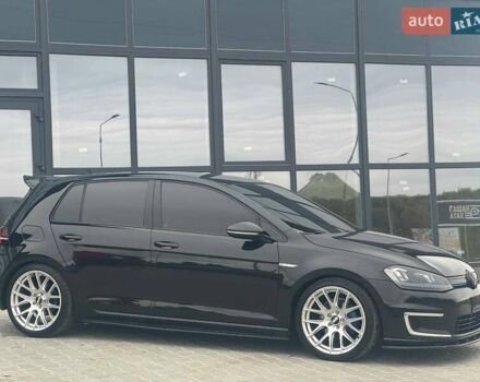 Чорний Фольксваген e-Golf, об'ємом двигуна 0 л та пробігом 136 тис. км за 9999 $, фото 13 на Automoto.ua