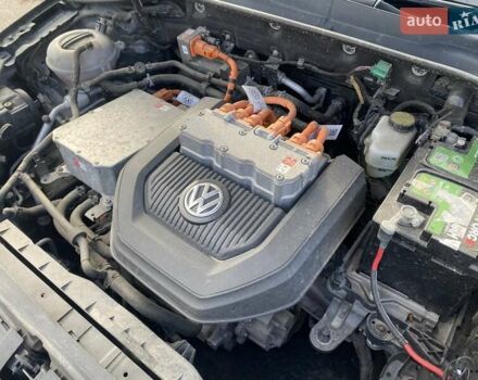 Черный Фольксваген e-Golf, объемом двигателя 0 л и пробегом 158 тыс. км за 6950 $, фото 33 на Automoto.ua