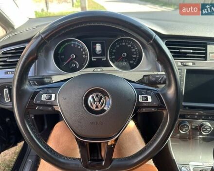 Черный Фольксваген e-Golf, объемом двигателя 0 л и пробегом 85 тыс. км за 11200 $, фото 9 на Automoto.ua