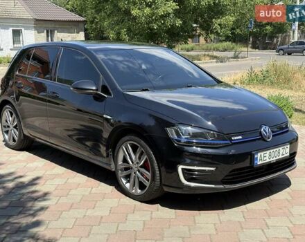 Чорний Фольксваген e-Golf, об'ємом двигуна 0 л та пробігом 98 тис. км за 12499 $, фото 2 на Automoto.ua