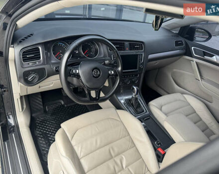 Черный Фольксваген e-Golf, объемом двигателя 0 л и пробегом 136 тыс. км за 9299 $, фото 47 на Automoto.ua