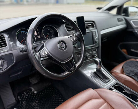 Чорний Фольксваген e-Golf, об'ємом двигуна 0 л та пробігом 154 тис. км за 8500 $, фото 10 на Automoto.ua