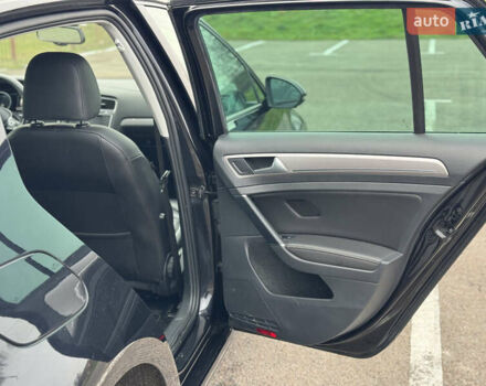 Черный Фольксваген e-Golf, объемом двигателя 0 л и пробегом 161 тыс. км за 9500 $, фото 16 на Automoto.ua