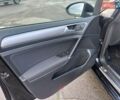 Черный Фольксваген e-Golf, объемом двигателя 0 л и пробегом 145 тыс. км за 8499 $, фото 7 на Automoto.ua