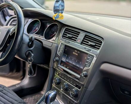 Черный Фольксваген e-Golf, объемом двигателя 0 л и пробегом 120 тыс. км за 7900 $, фото 7 на Automoto.ua