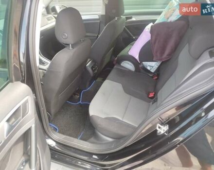 Черный Фольксваген e-Golf, объемом двигателя 0 л и пробегом 183 тыс. км за 8000 $, фото 2 на Automoto.ua