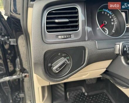 Чорний Фольксваген e-Golf, об'ємом двигуна 0 л та пробігом 136 тис. км за 9999 $, фото 50 на Automoto.ua