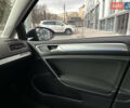 Чорний Фольксваген e-Golf, об'ємом двигуна 0 л та пробігом 122 тис. км за 9400 $, фото 25 на Automoto.ua