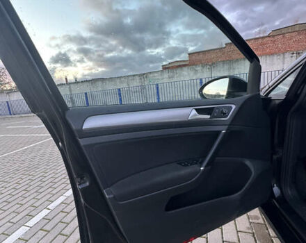 Черный Фольксваген e-Golf, объемом двигателя 0 л и пробегом 112 тыс. км за 8800 $, фото 12 на Automoto.ua
