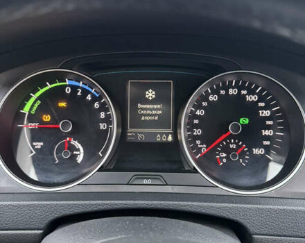 Чорний Фольксваген e-Golf, об'ємом двигуна 0 л та пробігом 154 тис. км за 8500 $, фото 17 на Automoto.ua