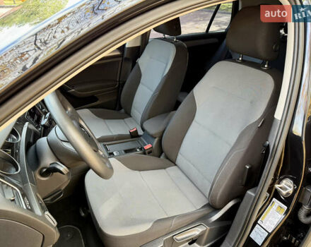 Фольксваген e-Golf 2015 в Кропивницком (Кировограде) на Automoto.ua Черный Фольксваген e-Golf, объемом двигателя 0 л и пробегом 180 тыс. км за 8400 $, фото 17 на Automoto.ua