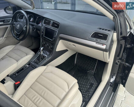 Черный Фольксваген e-Golf, объемом двигателя 0 л и пробегом 136 тыс. км за 9299 $, фото 57 на Automoto.ua