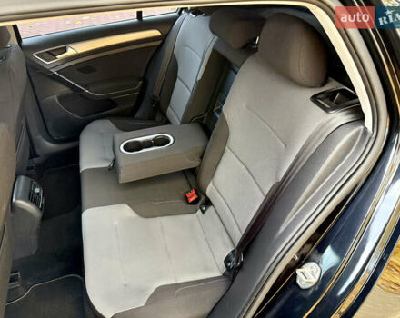 Фольксваген e-Golf 2015 в Кропивницком (Кировограде) на Automoto.ua Черный Фольксваген e-Golf, объемом двигателя 0 л и пробегом 180 тыс. км за 8400 $, фото 30 на Automoto.ua