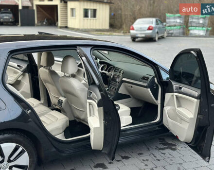 Черный Фольксваген e-Golf, объемом двигателя 0 л и пробегом 136 тыс. км за 9299 $, фото 8 на Automoto.ua