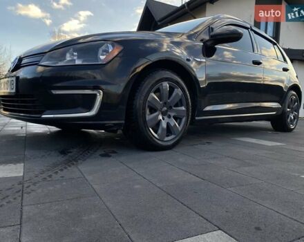 Черный Фольксваген e-Golf, объемом двигателя 0 л и пробегом 158 тыс. км за 6950 $, фото 1 на Automoto.ua