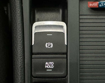 Чорний Фольксваген e-Golf, об'ємом двигуна 0 л та пробігом 122 тис. км за 9400 $, фото 15 на Automoto.ua