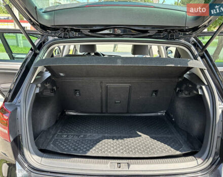 Черный Фольксваген e-Golf, объемом двигателя 0 л и пробегом 143 тыс. км за 11000 $, фото 15 на Automoto.ua