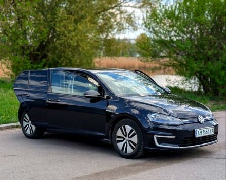 Черный Фольксваген e-Golf, объемом двигателя 0 л и пробегом 120 тыс. км за 7900 $, фото 1 на Automoto.ua